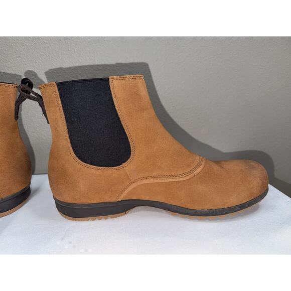 NWOT Sorel Men’s Size 11 Greely Tan Suede Waterproof Chelsea Boots Shoes